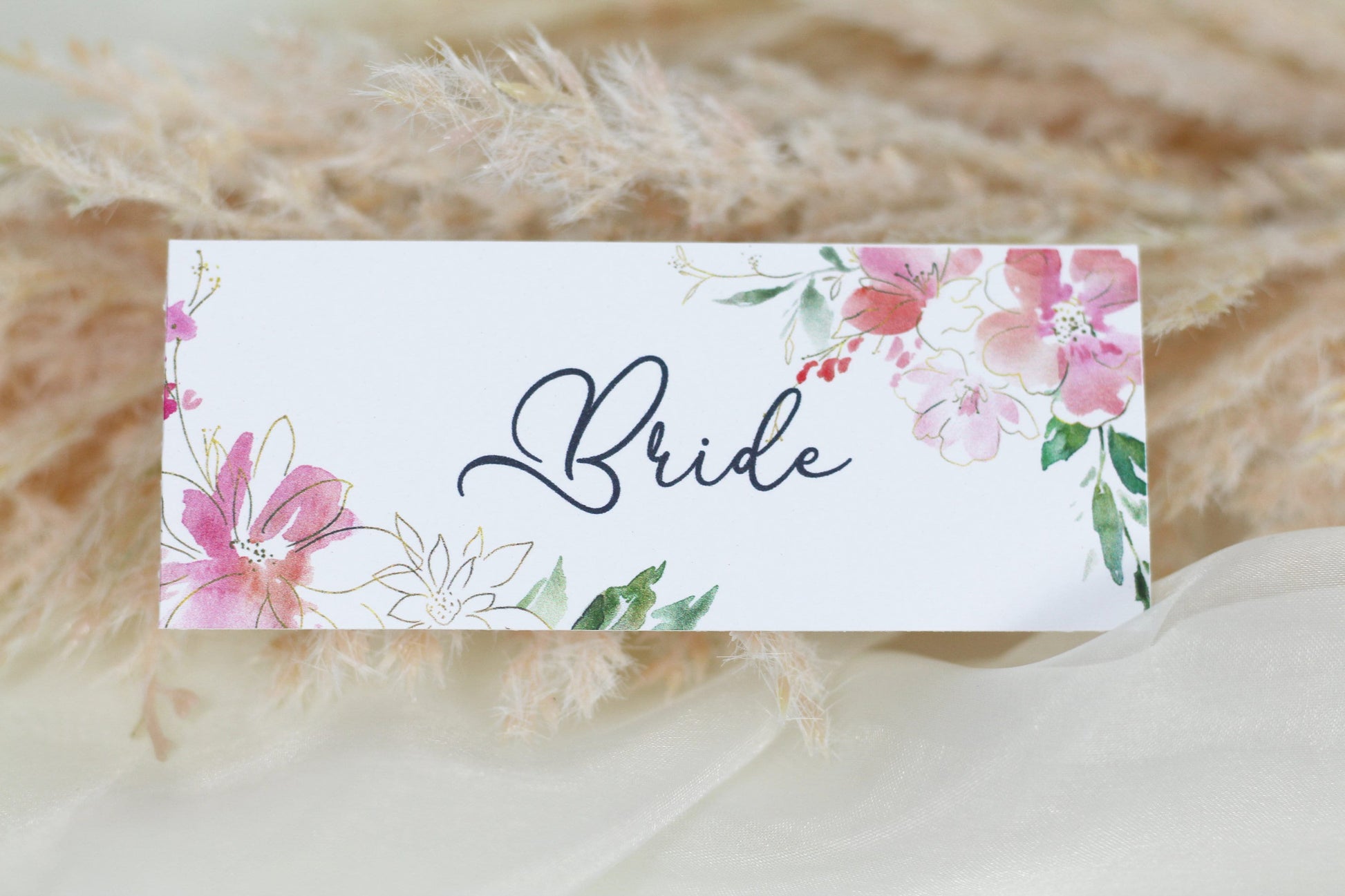 Floral Watercolor Wedding Place Cards: Personalized Name Tags