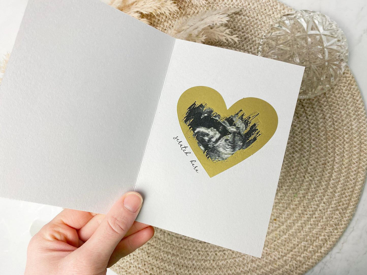 Pregnancy Announcement Scratch Card: Scan Photo Reveal