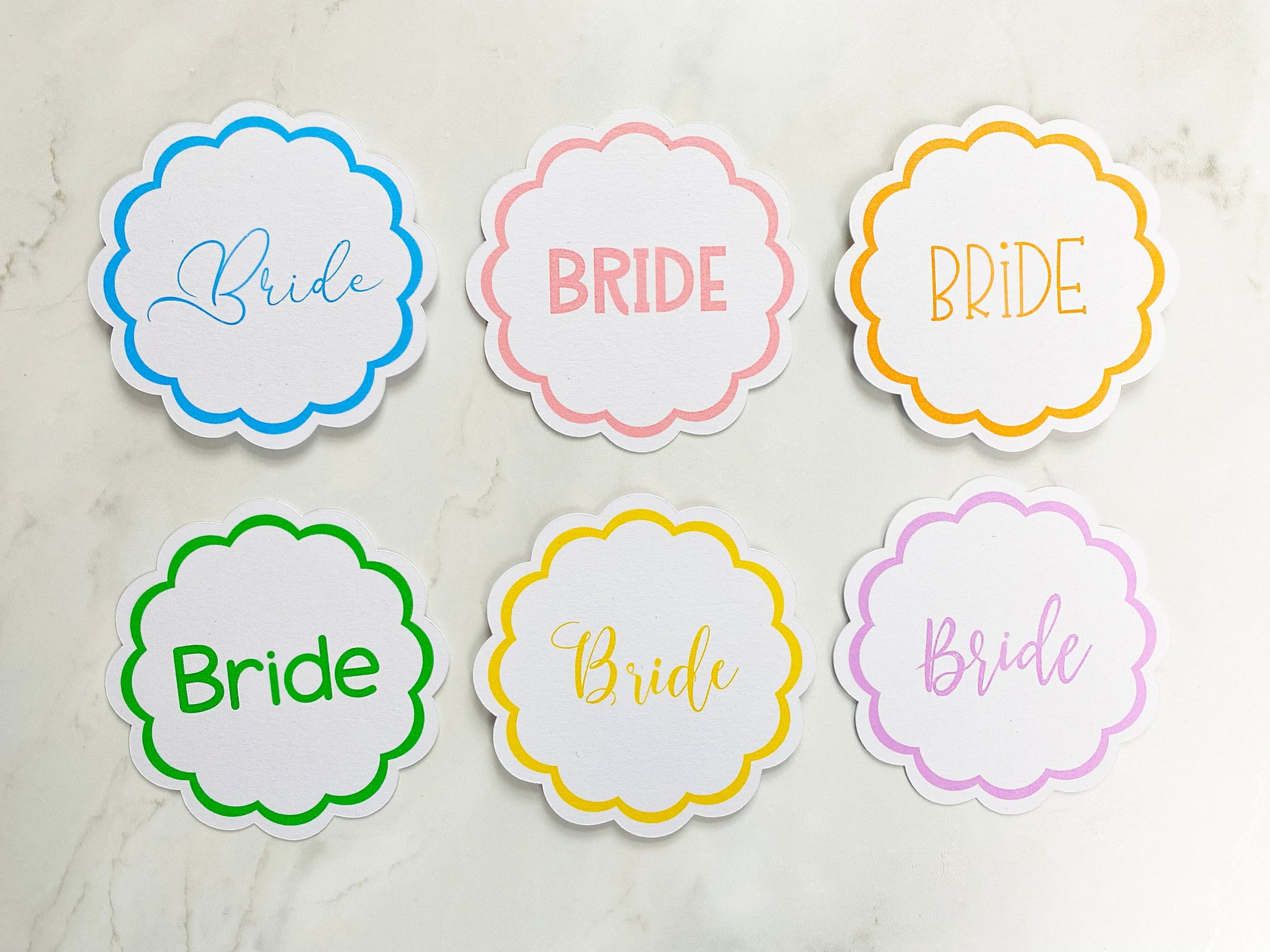 Custom Scalloped Circle Wedding Place Card, Wavy Wedding Name Cards, Table Place Cards, Place Setting