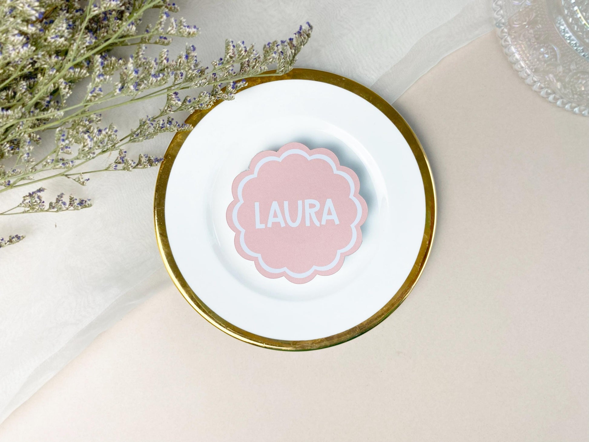 Custom Scalloped Circle Wedding Place Card, Wavy Wedding Name Cards, Table Place Cards, Place Setting