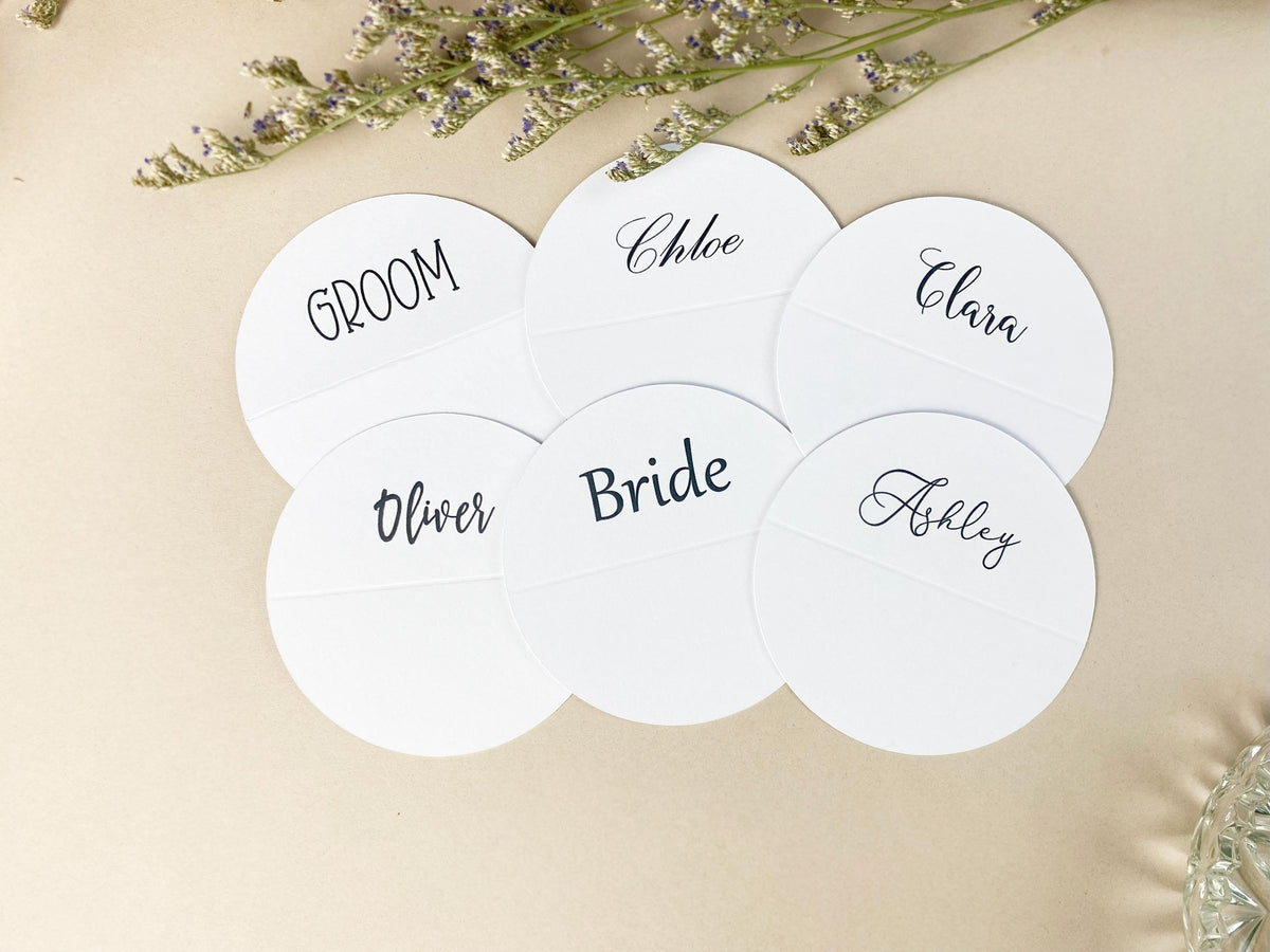 Minimal Folded Wedding Place Cards, Circle Wedding Name Cards, Table Place Cards, Place Settings Reception, Black and White
