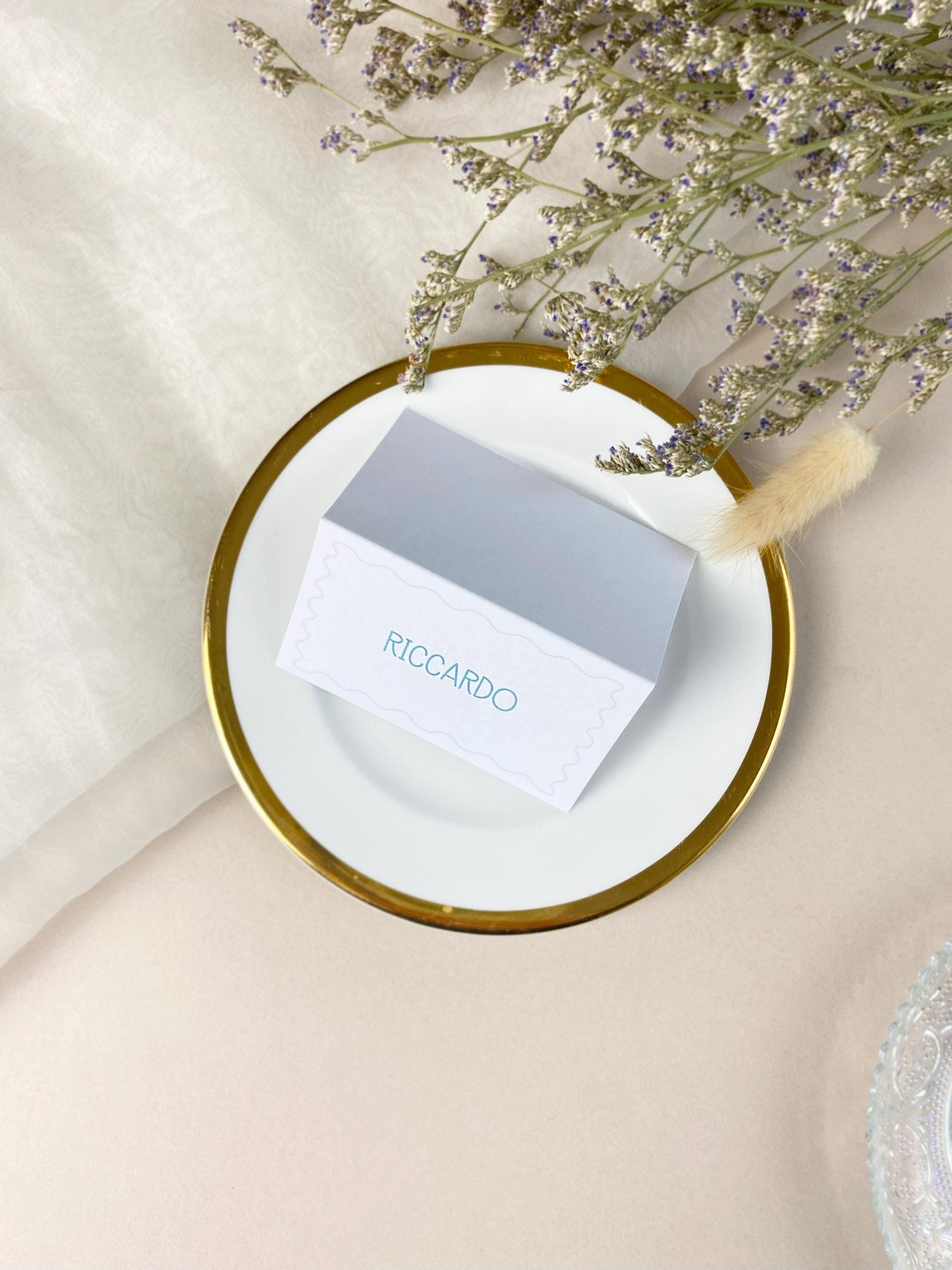 Wavy Folded Wedding Place Cards, Name Cards, Table Place Cards, Place Settings, Custom Colours