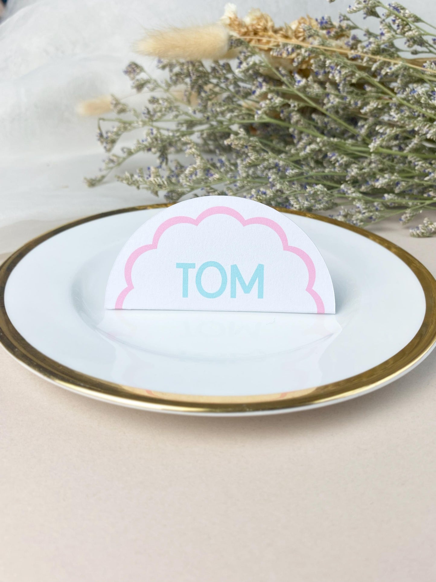 Custom Circle Wedding Place Cards, Wavy Wedding Name Cards, Table Place Cards, Place Setting, Custom Colours