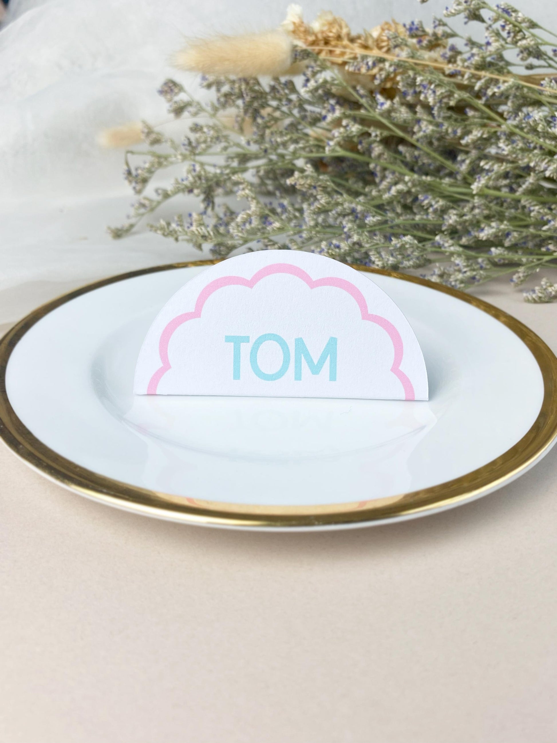Custom Circle Wedding Place Cards, Wavy Wedding Name Cards, Table Place Cards, Place Setting, Custom Colours
