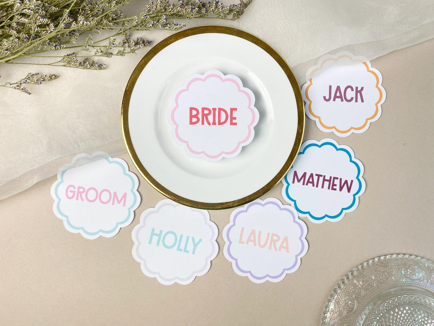 Custom Scalloped Circle Wedding Place Card, Wavy Wedding Name Cards, Table Place Cards, Place Setting