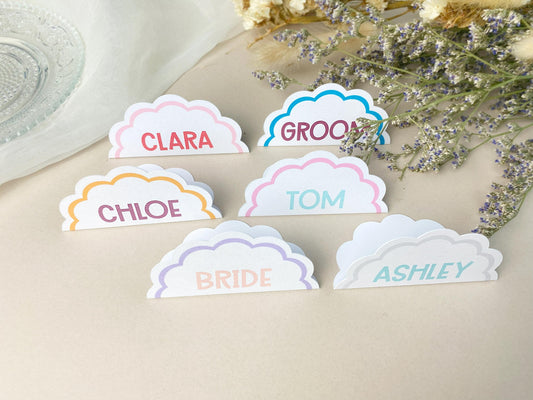 Custom Scalloped Circle Wedding Place Cards, Wavy Wedding Name Cards, Table Place Cards, Place Settings Reception, Custom Colours